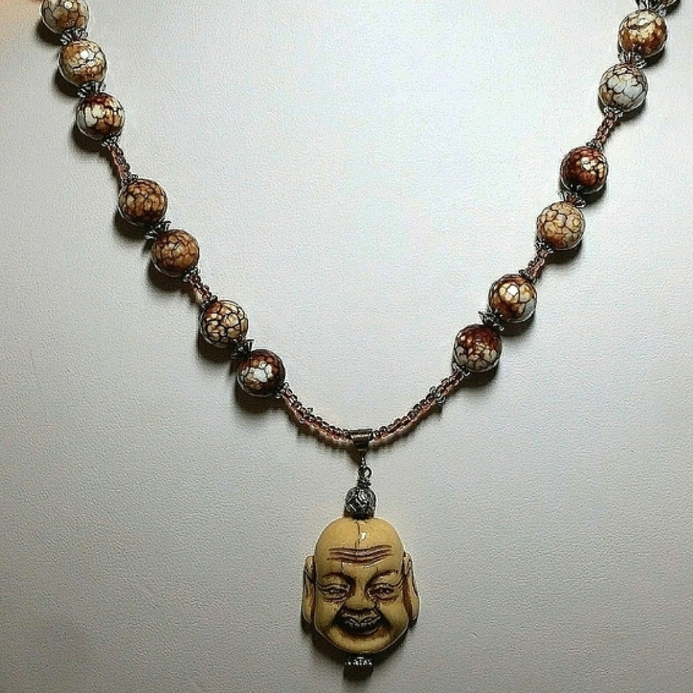 VINTAGE LAUGHING BUDDHA NECKLACE